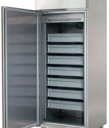 Armario Refrigerado Conservación de Pescado 1 Puerta 7 Contenedores de 760 x729 x2005h mm CORDOBA ARCH-701-P