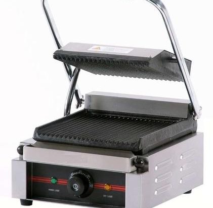 Grill Eléctrico Pequeño de 290 x310 x210h mm PEKIN IEG-811